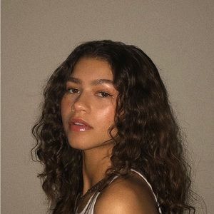 Meet your Posher, Zants